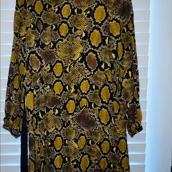 Zara Long Sleeve Black and Gold Snake Print Dress - Picture 6 of 6